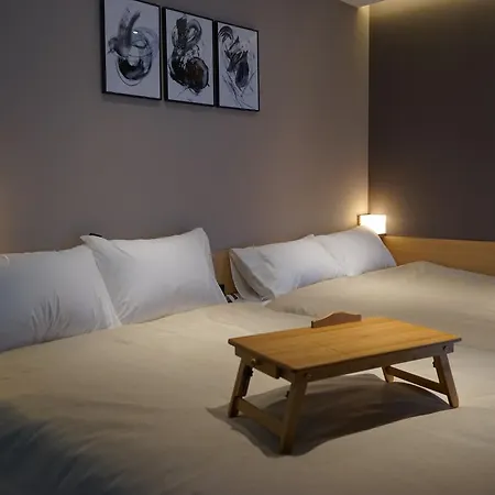 Artravel Myeongdong Hostel โซล ภายนอก รูปภาพ